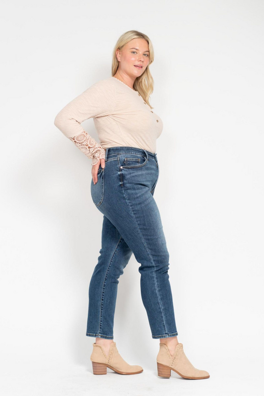 Judy Blue Slim Jeans