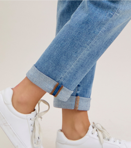 Mid Rise Boyfriend Jeans